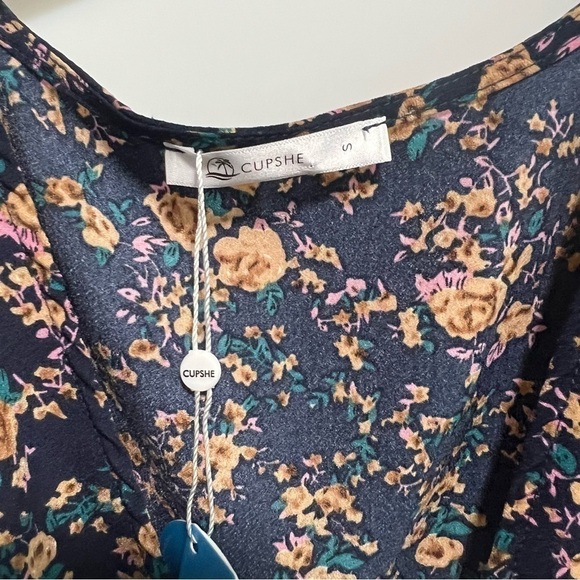Cupshe , Alison Ditsy Floral Peasant Sleeve Mini Dress New with Tags - Picture 4 of 7